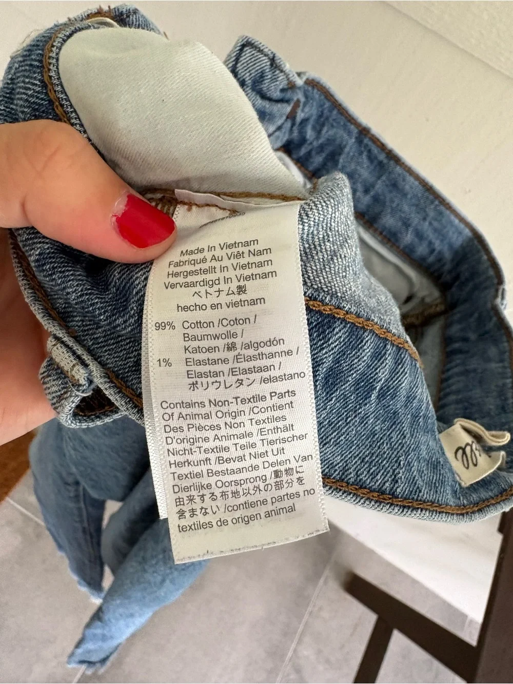 Madewell The Perfect Vintage Jean Women’s Size 25 High Rise Raw Hem Light Wash